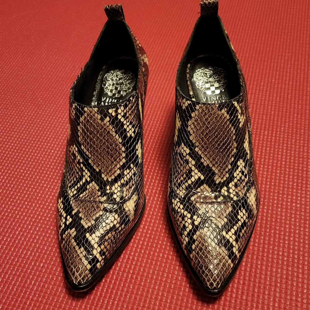 Vince Camuto 6.5 Python Design Leather - image 2